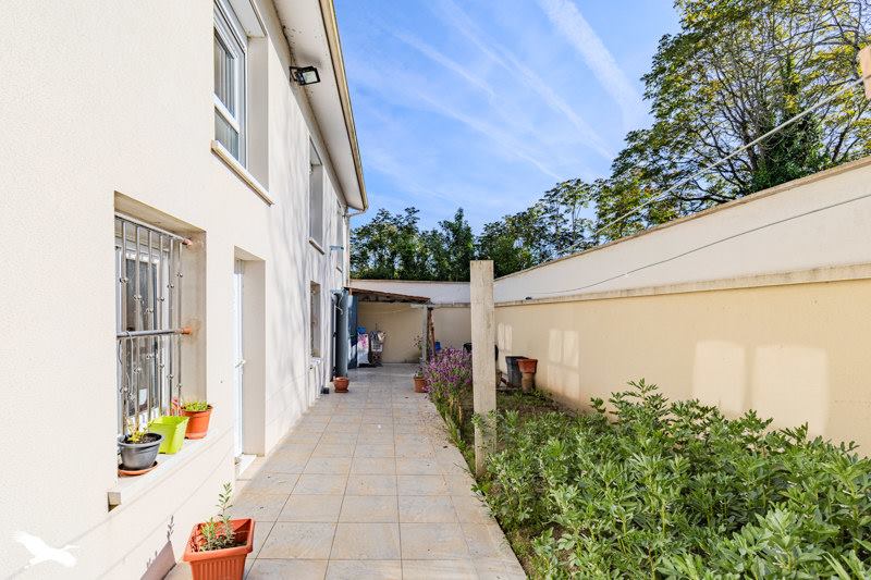 Vente Maison CASTILLON LA BATAILLE - 6 pièces -170 m² - (33350)