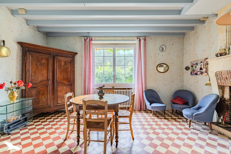 Vente Maison LAMOTHE MONTRAVEL - 7 pièces -162 m² - (24230)