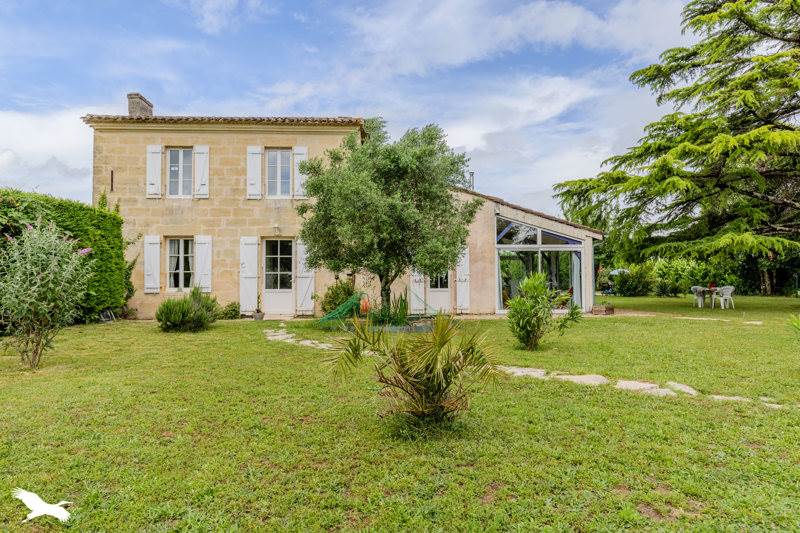 Vente Maison GARDEGAN ET TOURTIRAC - 7 pièces -140 m² - (33350)
