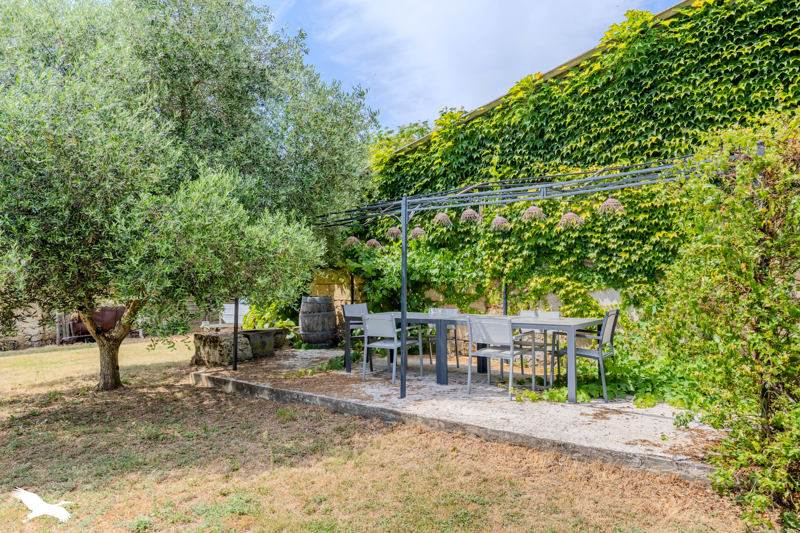 Vente Maison LES SALLES DE CASTILLON 33350 6 pièces - 250 m²