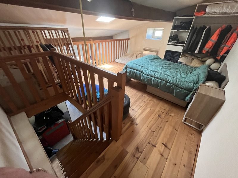 Vente Maison GENSAC - 1 pièce -51 m² - (33890)