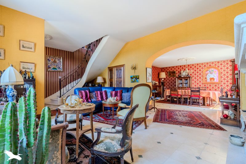 Vente Maison GARDEGAN ET TOURTIRAC - 8 pièces -340 m² - (33350)