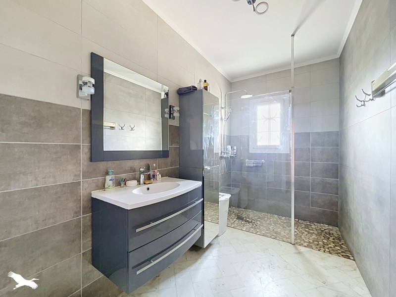 Vente Maison Saint-Magne-de-Castillon - 6 pièces -147 m² - (33350)