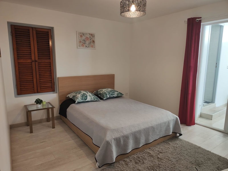 Vente Immeuble CASTILLON LA BATAILLE - -  102 m² - (33350)