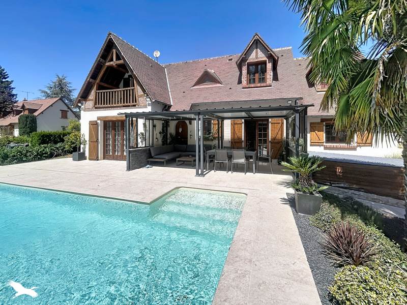 Vente Maison LA CHAPELLE VENDOMOISE - 5 pièces -147 m² - (41330)