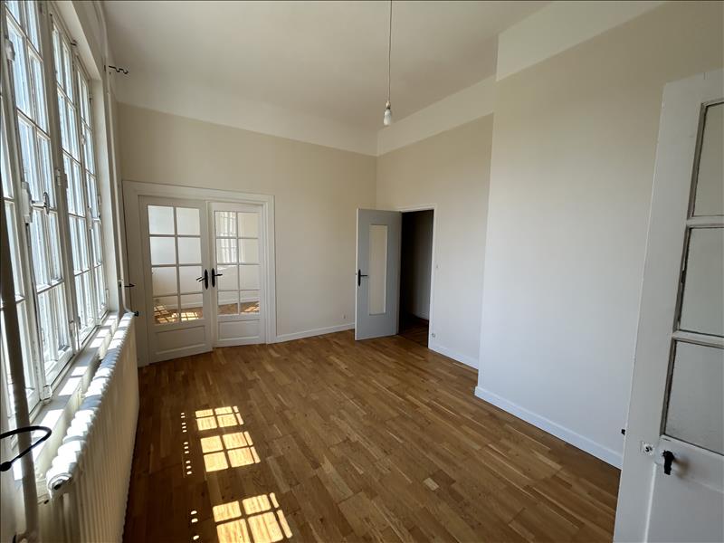 Vente Appartement CHINON - 4 pièces -65 m² - (37500)