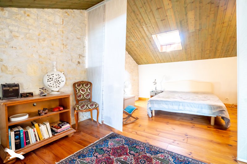 Vente Maison SAMMARCOLLES - 14 pièces -278 m² - (86200)