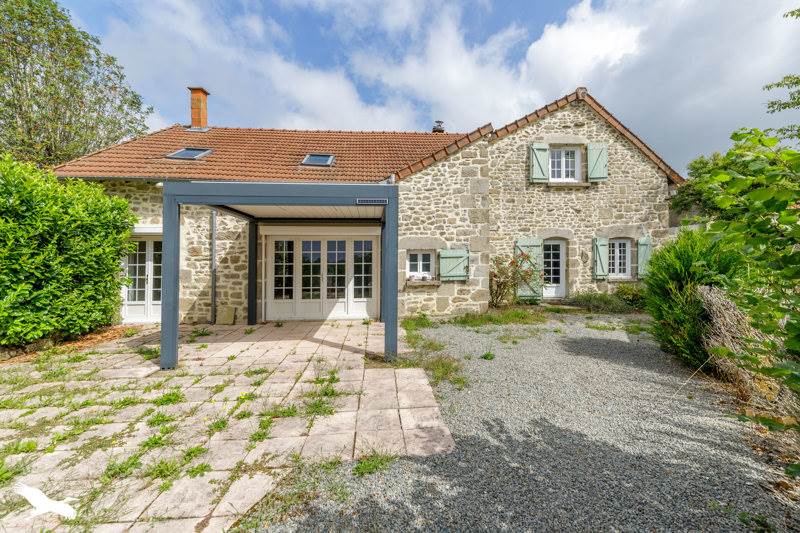 Vente Maison SAVENNES - 4 pièces -134 m² - (23000)