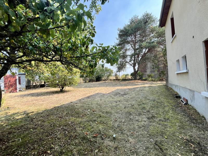 Vente Maison ST PARDOUX LES CARDS - 5 pièces -101 m² - (23150)