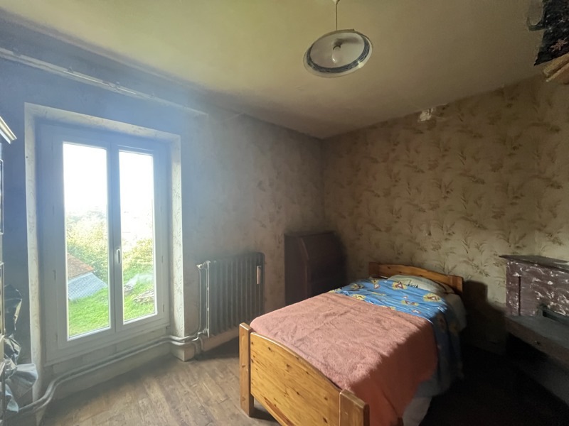 Vente Maison ST ELOI - 6 pièces -124 m² - (23000)