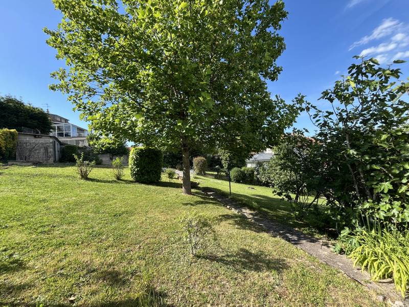 Vente Maison GUERET - 5 pièces -94 m² - (23000)