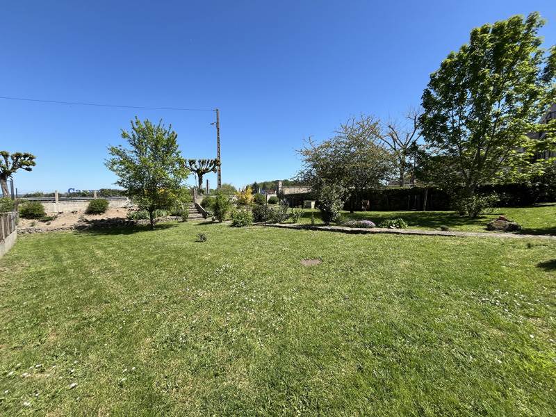 Vente Maison GUERET - 7 pièces -136 m² - (23000)