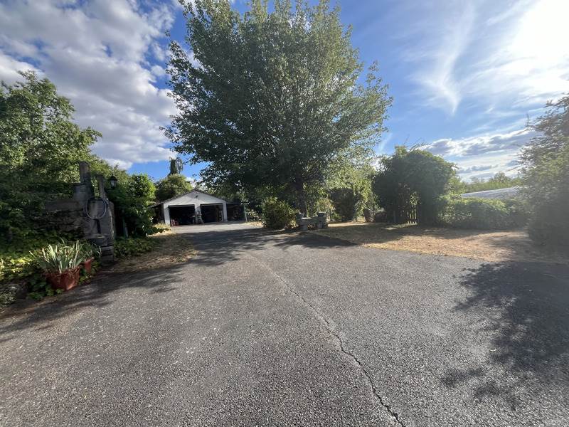 Vente Maison ST CHABRAIS - 7 pièces -157 m² - (23130)