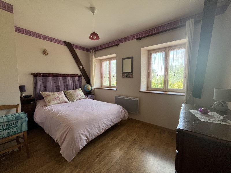 Vente Maison ST CHABRAIS - 7 pièces -157 m² - (23130)