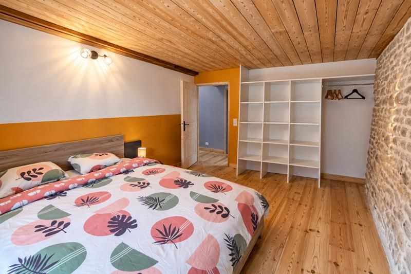 Vente Maison Le Bourg-d'Hem - 4 pièces -150 m² - (23220)