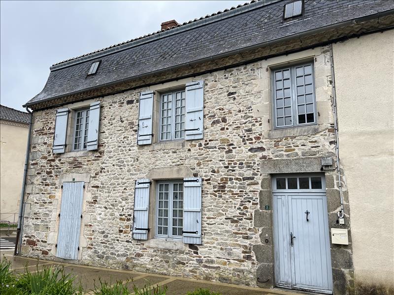 Vente Maison VAL D OIRE ET GARTEMPE - 6 pièces -130 m² - (87320)