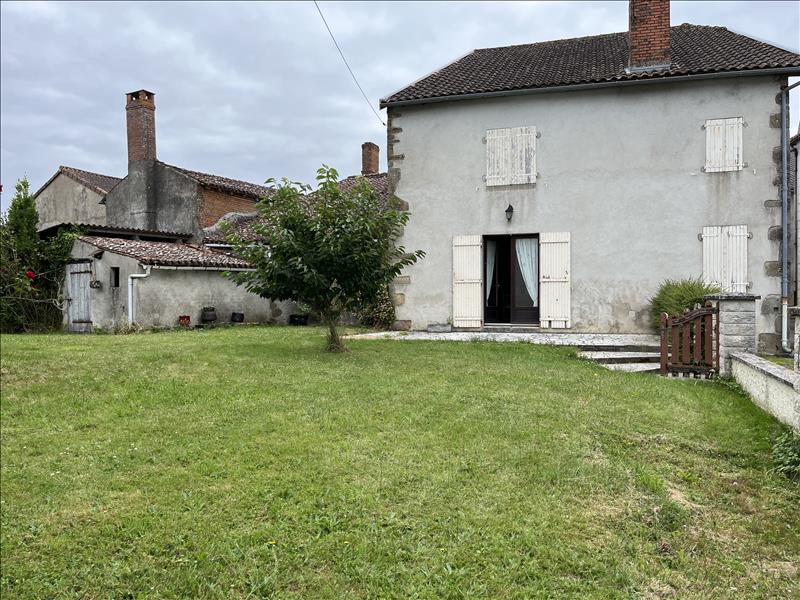Vente Maison VAL D OIRE ET GARTEMPE - 10 pièces -250 m² - (87320)