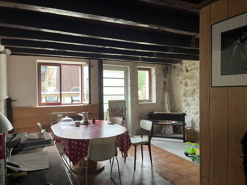 Vente Maison LA BAZEUGE - 7 pièces -181 m² - (87210)
