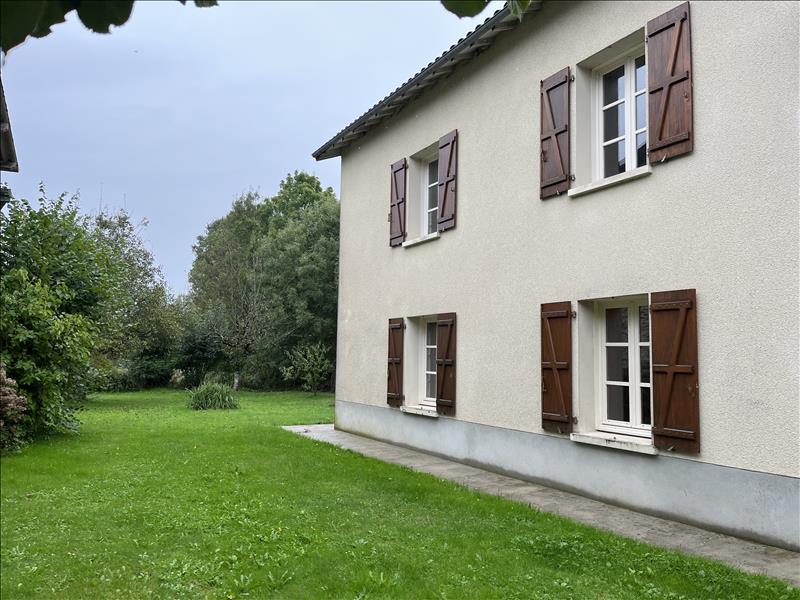 Vente Maison VAL D ISSOIRE - 8 pièces -189 m² - (87330)
