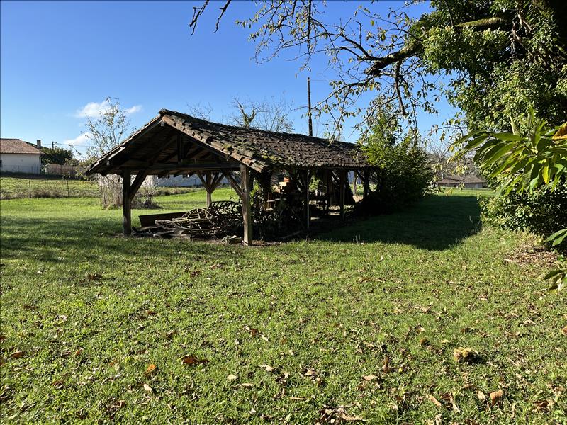 Vente Terrain PEYRAT DE BELLAC - -2790 m² - (87300)