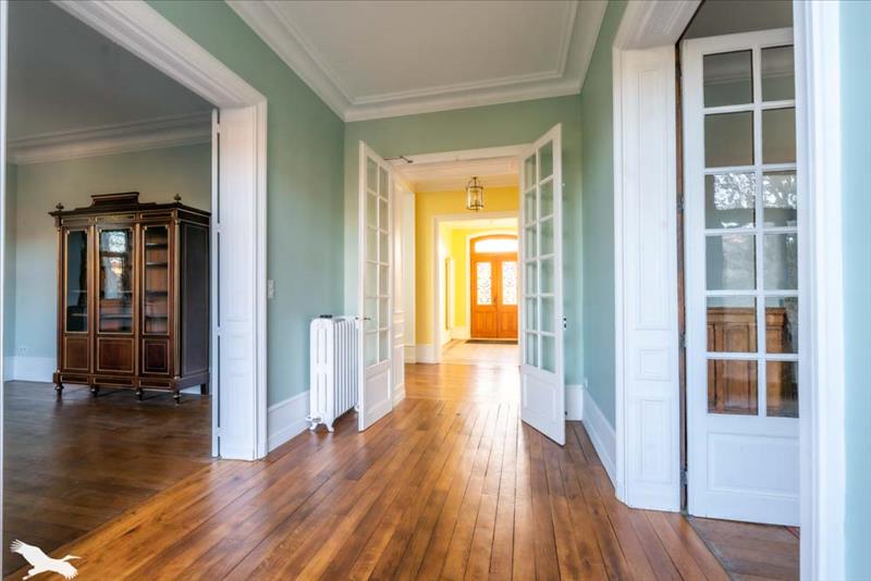 Vente Maison ST SORNIN LEULAC - 14 pièces -358 m² - (87290)