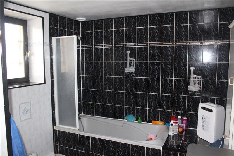 Vente Maison ST BONNET DE BELLAC - 6 pièces -160 m² - (87300)