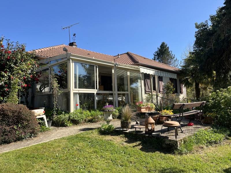 Vente Maison VAL D OIRE ET GARTEMPE - 6 pièces -222 m² - (87320)