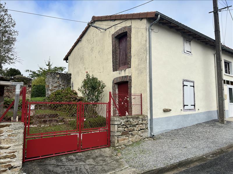 Vente Maison LA CROIX SUR GARTEMPE - 4 pièces -84 m² - (87210)