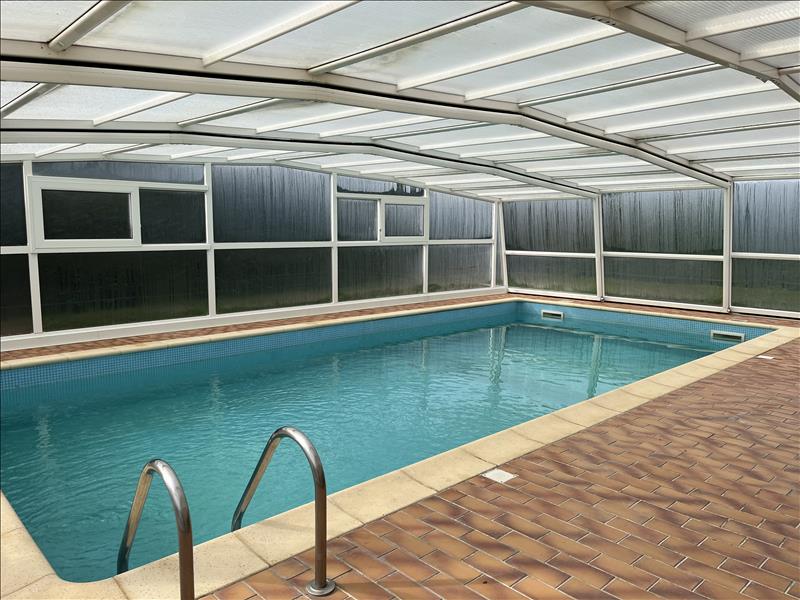 Vente Maison LE DORAT - 11 pièces -234 m² - (87210)