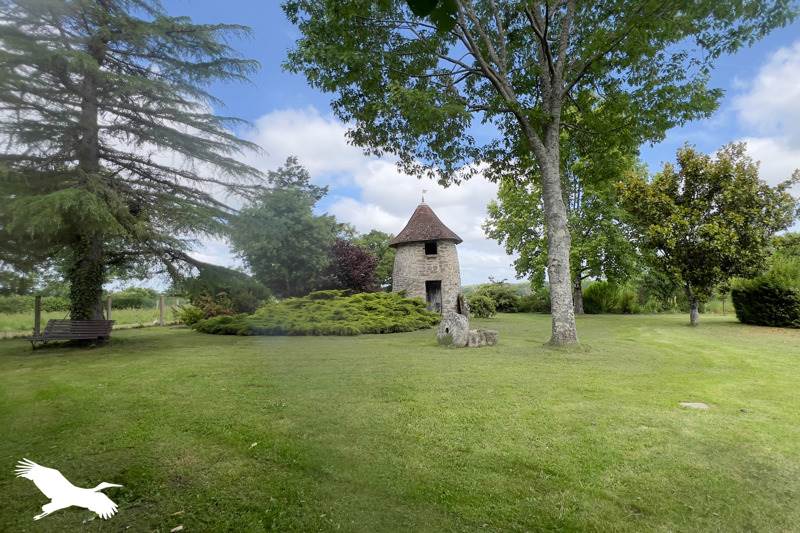 Vente Maison ST JUNIEN LES COMBES - 6 pièces -160 m² - (87300)