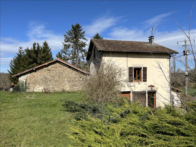 Vente Maison PEYRILHAC - 5 pièces -99 m² - (87510)