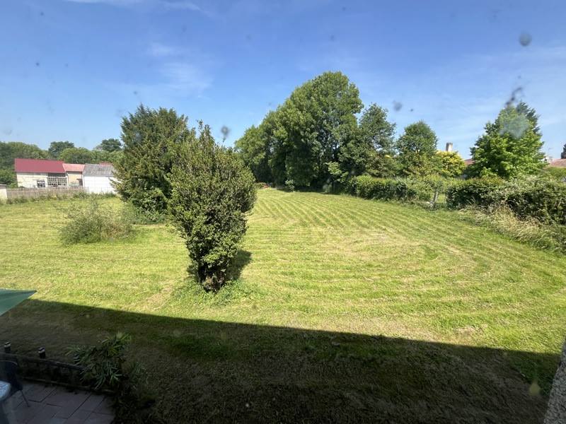 Vente Maison ST BONNET DE BELLAC - 7 pièces -268 m² - (87300)