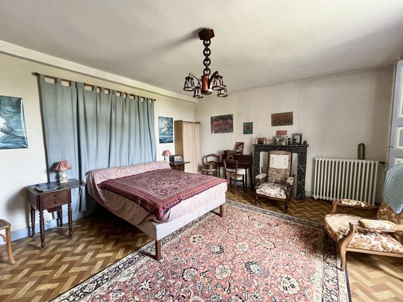 Vente Maison LE DORAT - 7 pièces -177 m² - (87210)