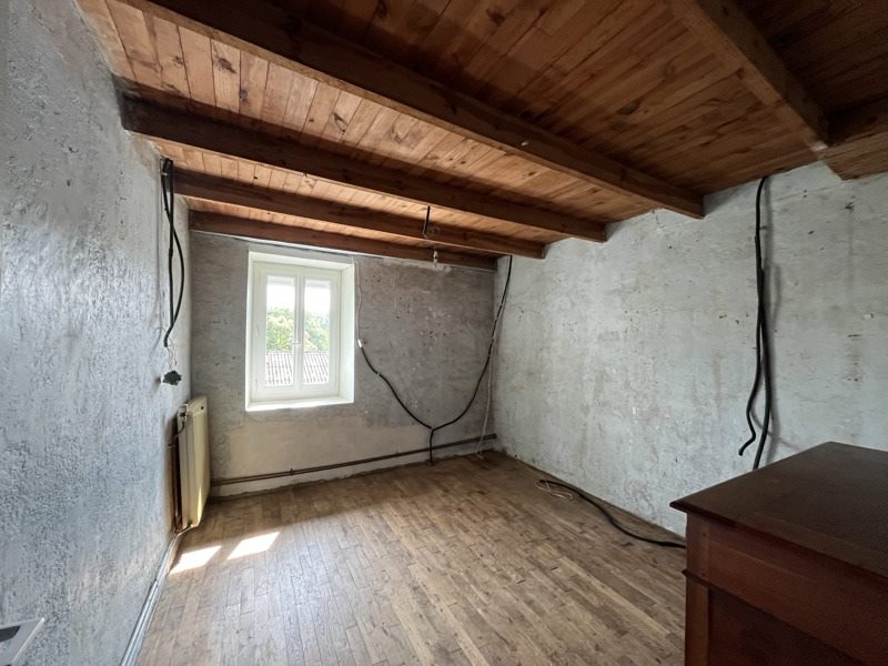 Vente Maison NANTIAT - 5 pièces -113 m² - (87140)