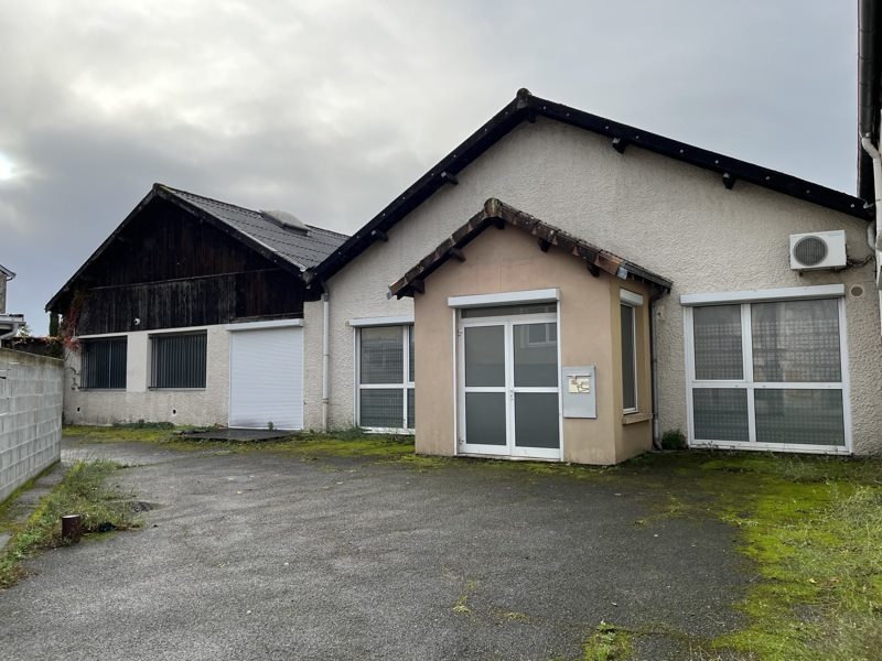Vente Local commercial ST JUNIEN - -  167 m² - (87200)