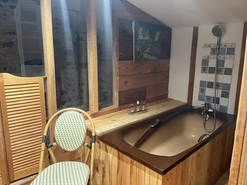 Vente Maison NOUIC - 6 pièces -155 m² - (87330)
