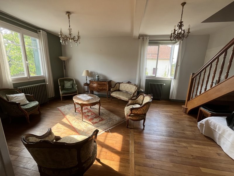 Vente Maison LE DORAT - 6 pièces -234 m² - (87210)