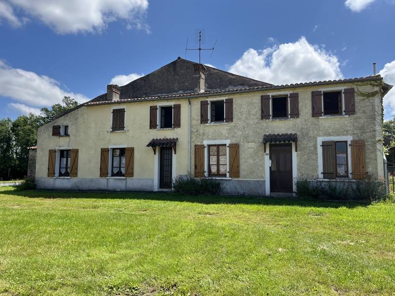 Vente Maison ST SORNIN LA MARCHE - 5 pièces -133 m² - (87210)