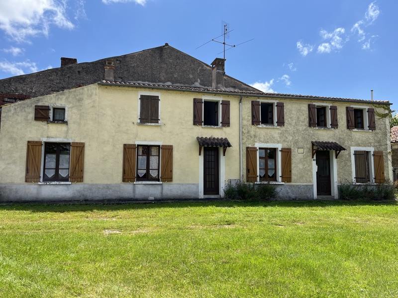 Vente Maison ST SORNIN LA MARCHE - 5 pièces -133 m² - (87210)