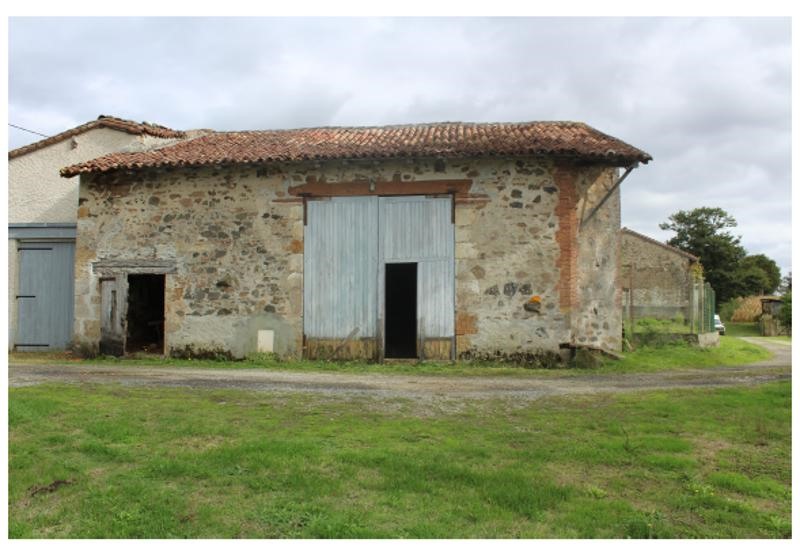 Vente Grange ST BONNET DE BELLAC - 1 pièce -110 m² - (87300)