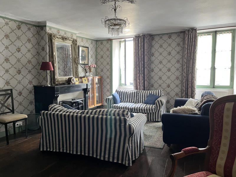 Vente Maison BELLAC - 6 pièces -169 m² - (87300)