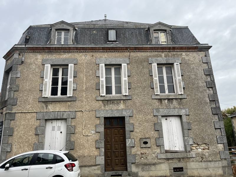 Vente Maison VAL D OIRE ET GARTEMPE - 10 pièces -388,1 m² - (87320)