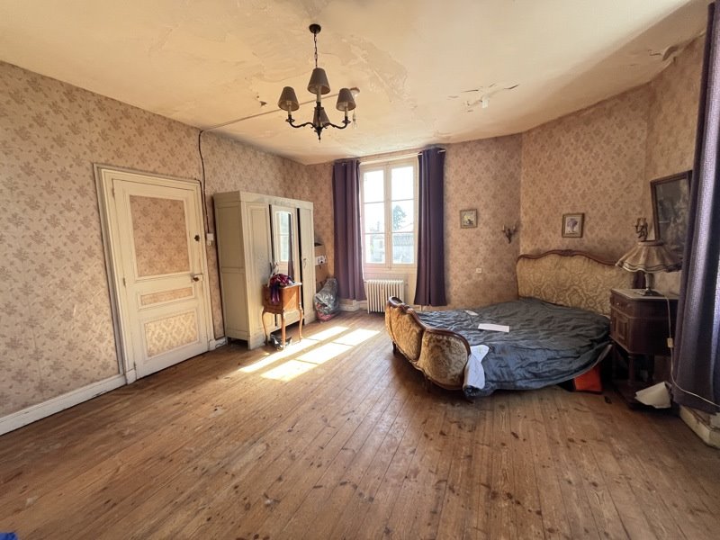 Vente Maison VAL D OIRE ET GARTEMPE - 10 pièces -388,1 m² - (87320)