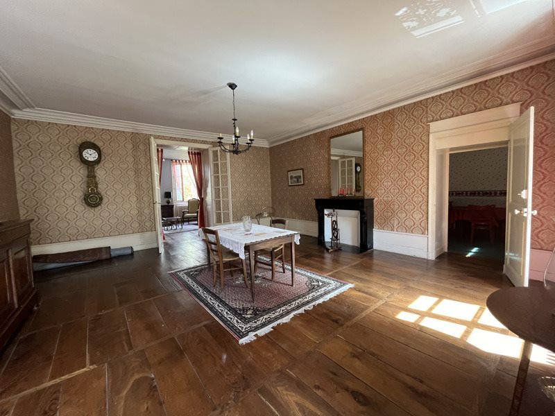 Vente Maison LE DORAT - 7 pièces -283 m² - (87210)