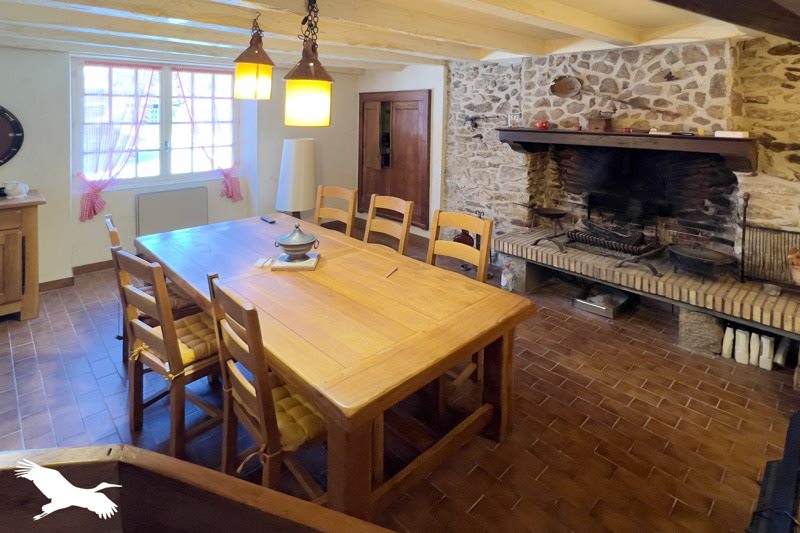 Vente Maison DROUX - 7 pièces -225 m² - (87190)