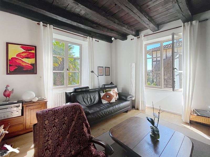 Vente Maison BELLAC - 7 pièces -176 m² - (87300)