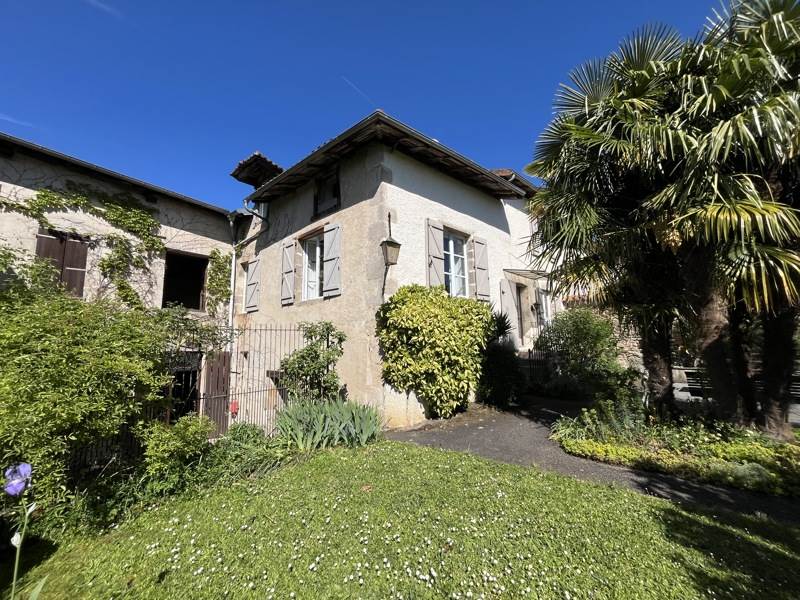 Vente Appartement BELLAC - 7 pièces -176 m² - (87300)