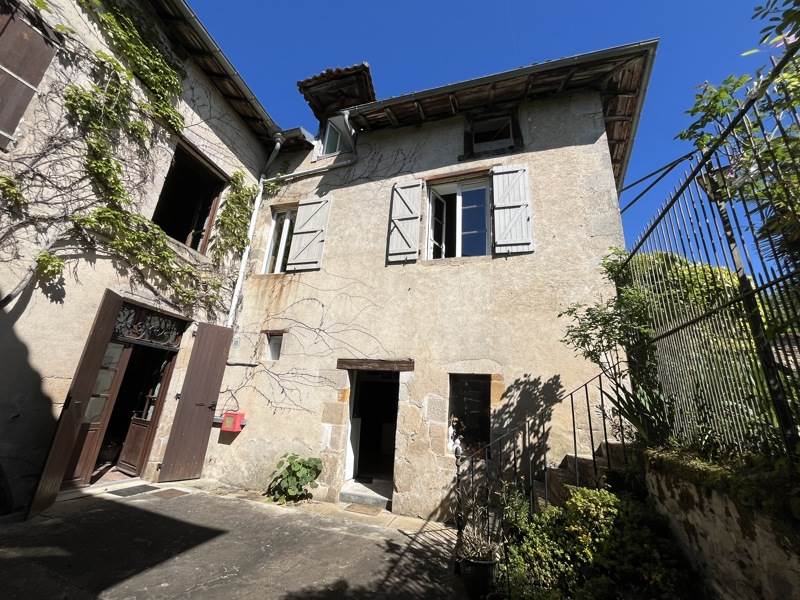 Vente Appartement BELLAC - 7 pièces -176 m² - (87300)