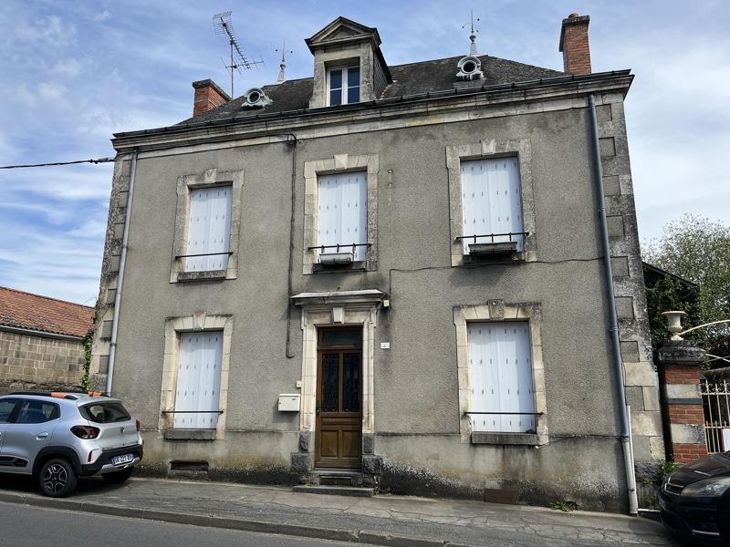 Vente Maison LE DORAT - 6 pièces -135 m² - (87210)