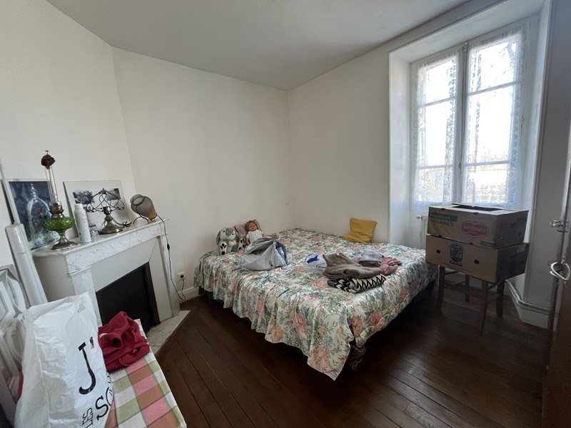 Vente Maison CHATEAUPONSAC - 7 pièces -129 m² - (87290)